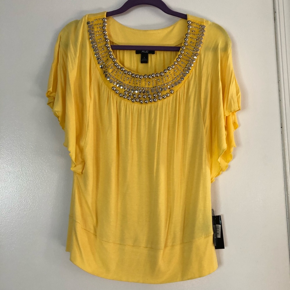 AGB women’s ruffles short sleeve top